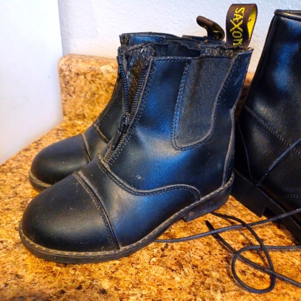 Saxon Paddock boots